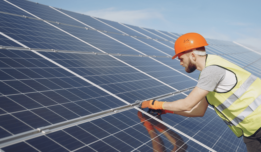 Energia solar para empresas: Melhores equipamentos para garantir eficiência energética